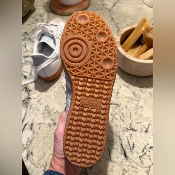 Adidas Samba Sneaker Women’s White and Light Blue Size 6.5 - Picture 8 of 16